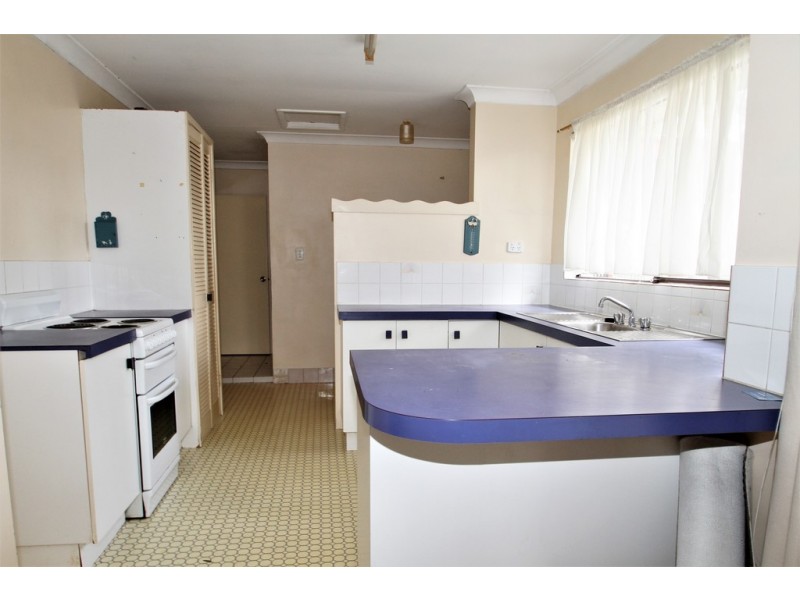 39 Ironwood St, Crestmead QLD 4132