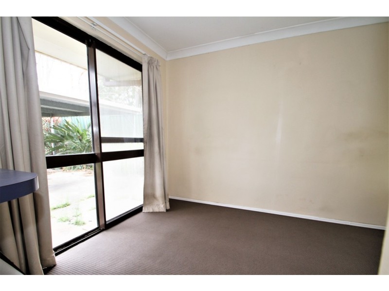 39 Ironwood St, Crestmead QLD 4132