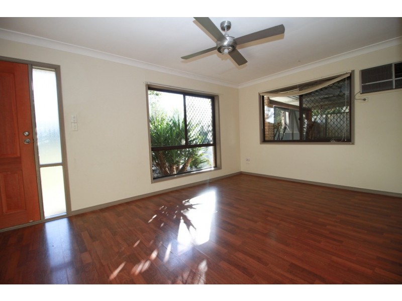 103 Waratah Drive, Crestmead QLD 4132