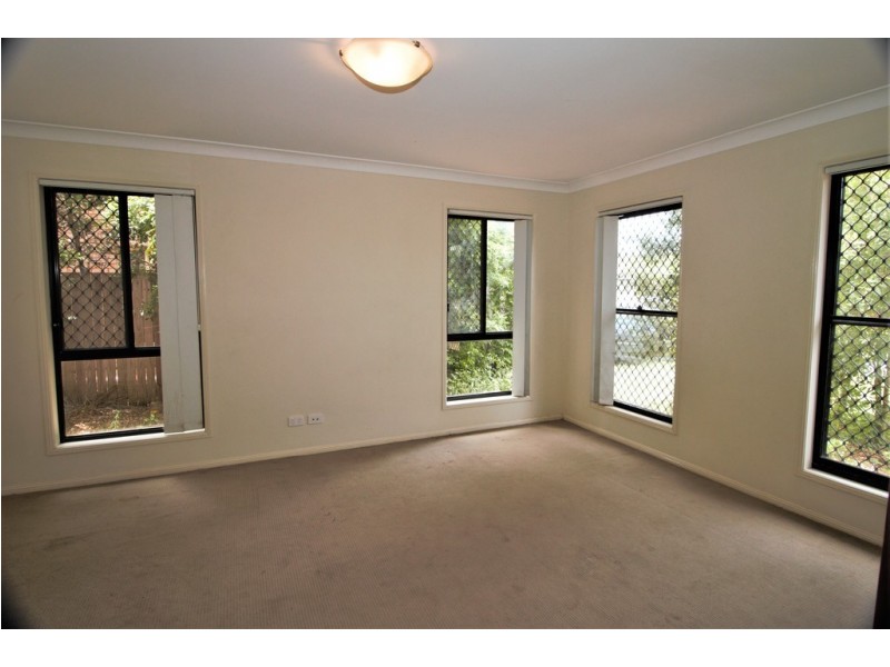 8B Patrick Court, Waterford West QLD 4133