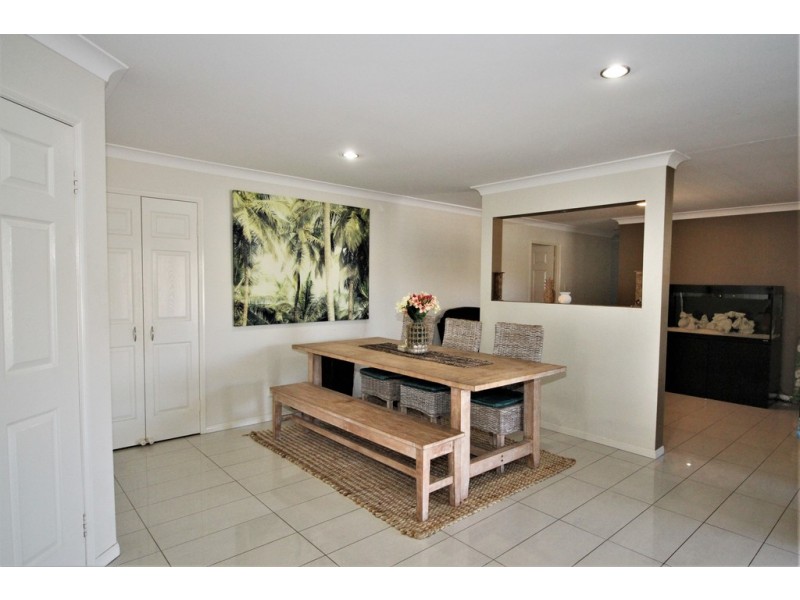 18 Rasmussen Ave, Marsden QLD 4132