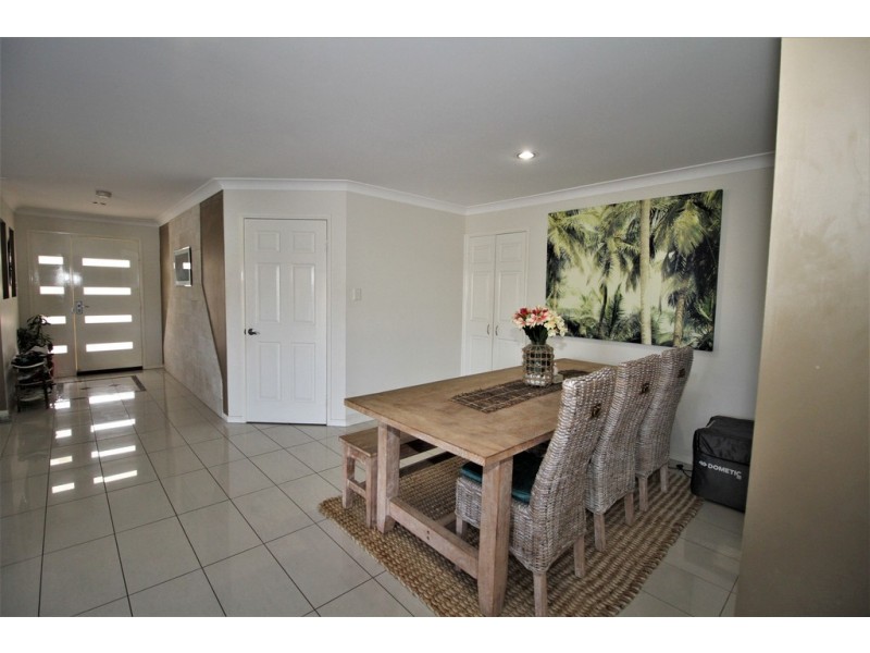 18 Rasmussen Ave, Marsden QLD 4132
