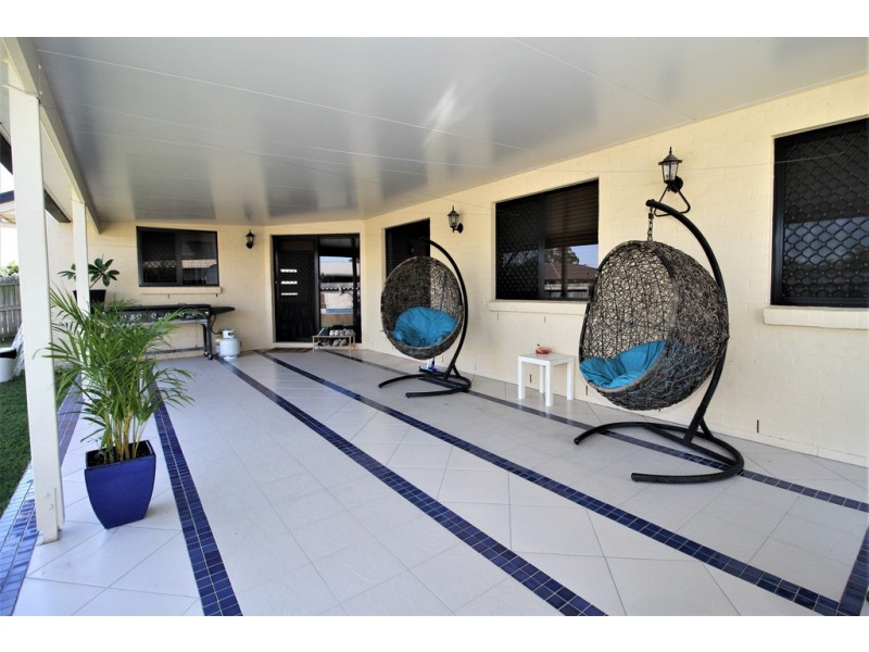 18 Rasmussen Ave, Marsden QLD 4132