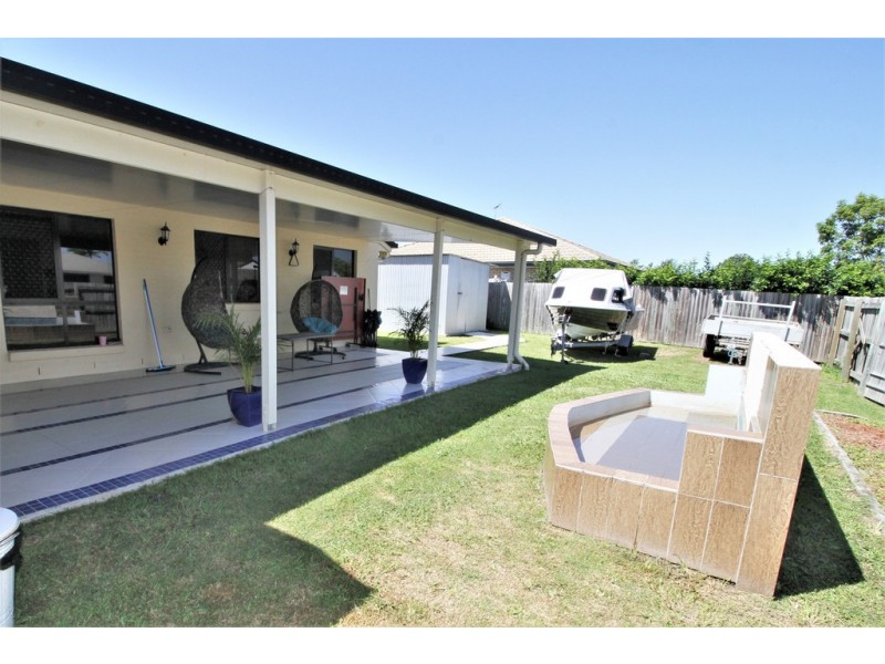 18 Rasmussen Ave, Marsden QLD 4132