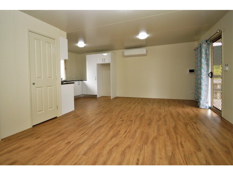 3A Coral St, Loganlea QLD 4131