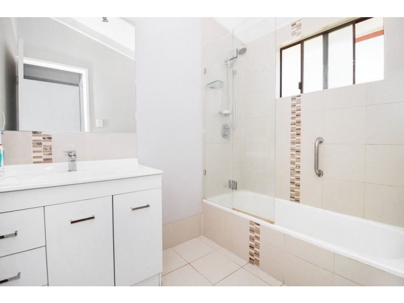 7 Bushlark Street, Crestmead QLD 4132