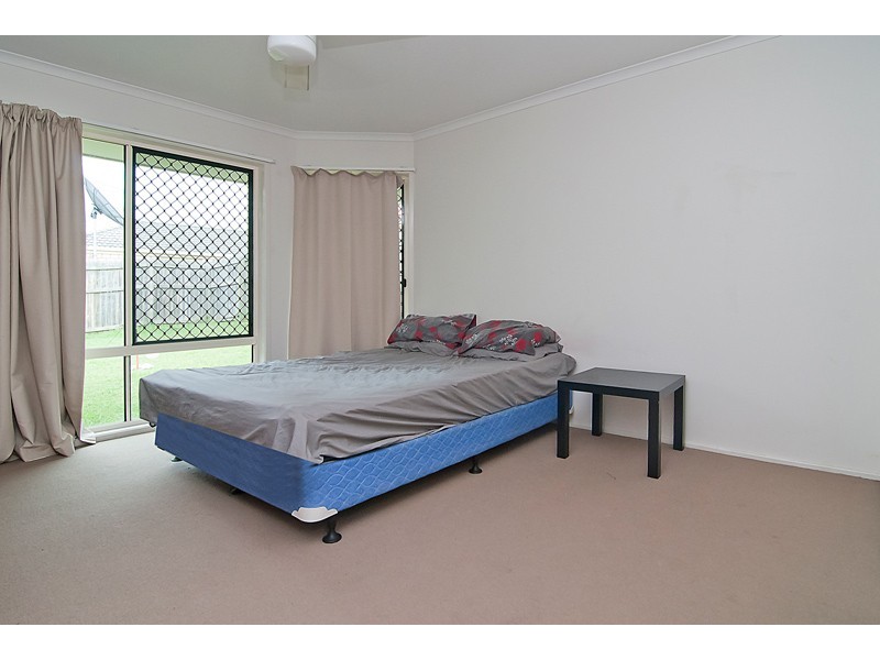 90 Macarthy Drive, Marsden QLD 4132