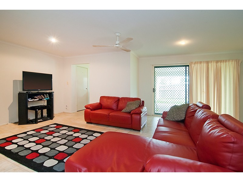 90 Macarthy Drive, Marsden QLD 4132