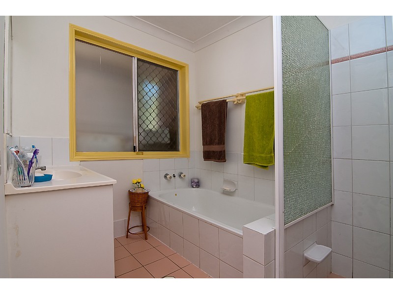 1 Julius Court, Marsden QLD 4132