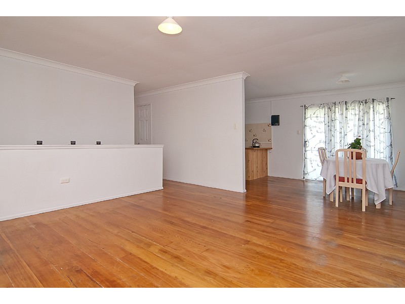 6 Rhodes Street, Loganlea QLD 4131