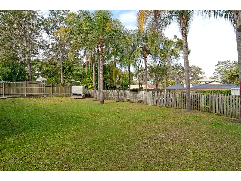 6 Rhodes Street, Loganlea QLD 4131