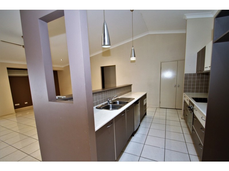 6 DODDS Ct, Crestmead QLD 4132
