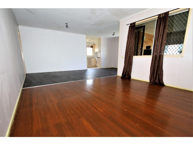 9 READING ST, Logan Central QLD 4114