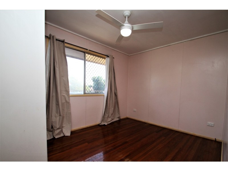 9 READING ST, Logan Central QLD 4114