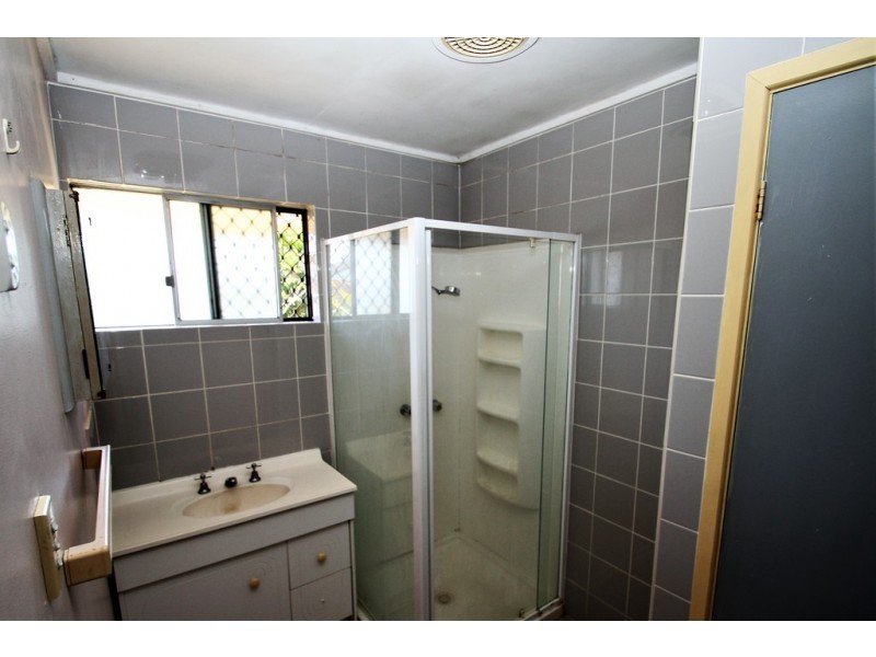 9 READING ST, Logan Central QLD 4114