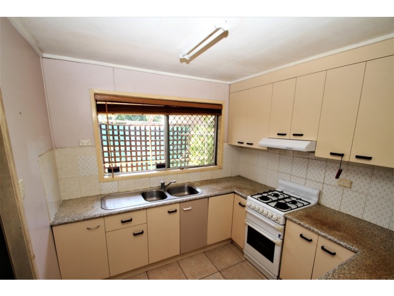 9 READING ST, Logan Central QLD 4114