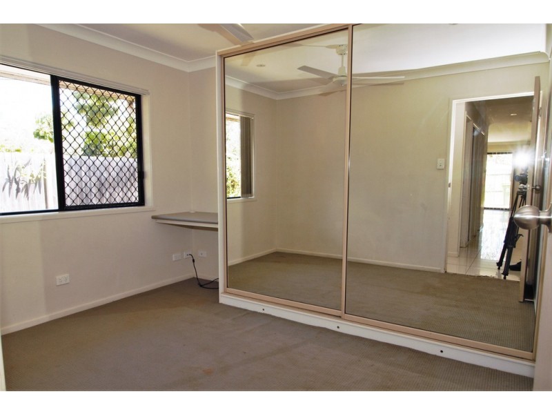 1 Crestview Street, Loganlea QLD 4131