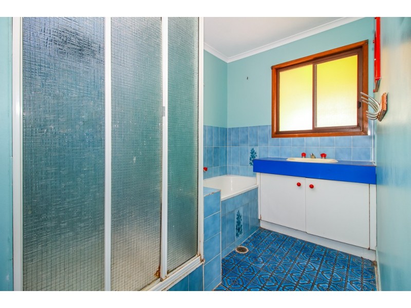 19 MERANTI ST, Crestmead QLD 4132