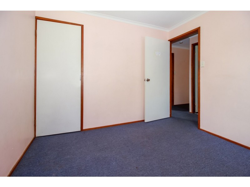 19 MERANTI ST, Crestmead QLD 4132