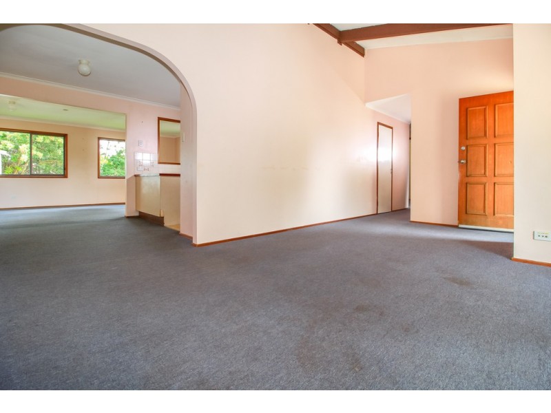 19 MERANTI ST, Crestmead QLD 4132