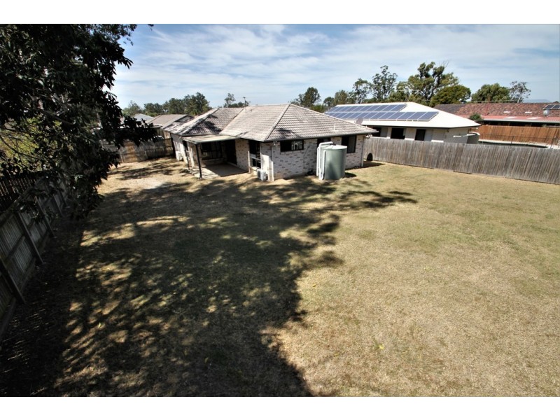 28c Pinelands Street, Loganlea QLD 4131