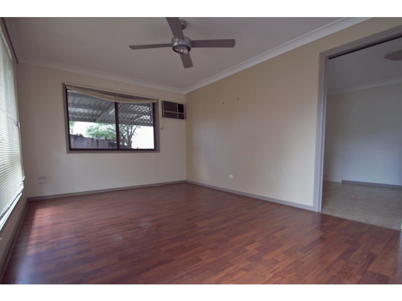 103 Waratah Drive, Crestmead QLD 4132