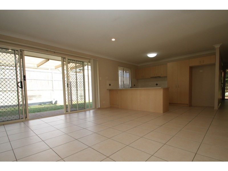 10 Chams Street,, Marsden QLD 4132