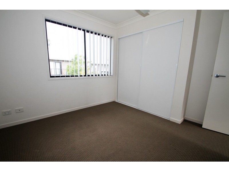 2/698- 700 Kingston Rd, Loganlea QLD 4131