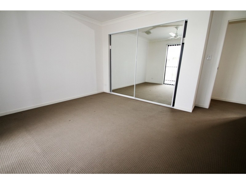 2/698- 700 Kingston Rd, Loganlea QLD 4131
