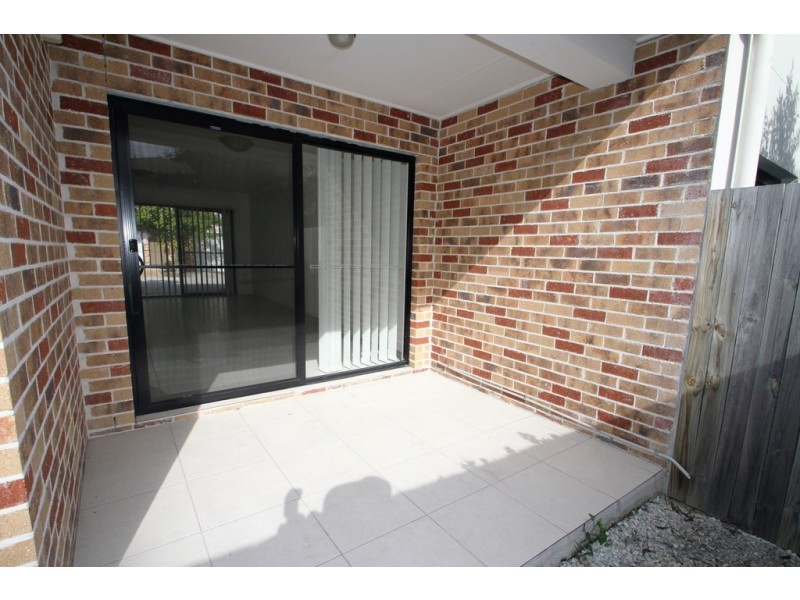 2/698- 700 Kingston Rd, Loganlea QLD 4131