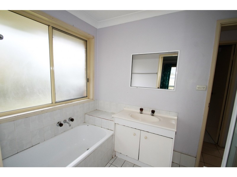 4 Callide Court, Marsden QLD 4132