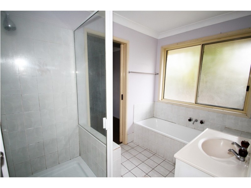 4 Callide Court, Marsden QLD 4132