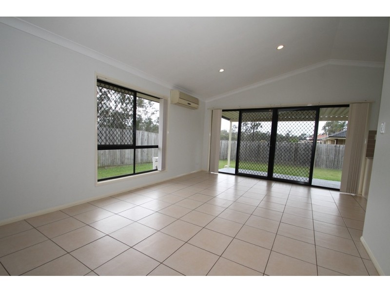 9 SUMMER HILL, Marsden QLD 4132