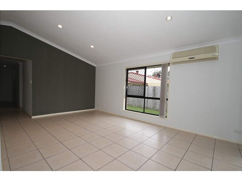 9 SUMMER HILL, Marsden QLD 4132