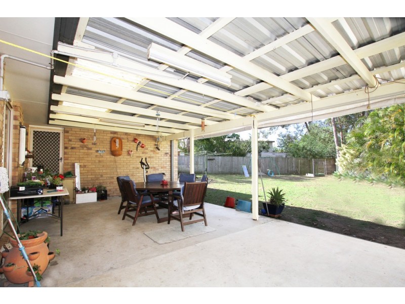 18 Barcrest Court, Crestmead QLD 4132