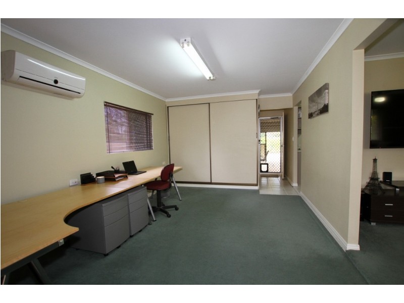 14 hickory, Marsden QLD 4132