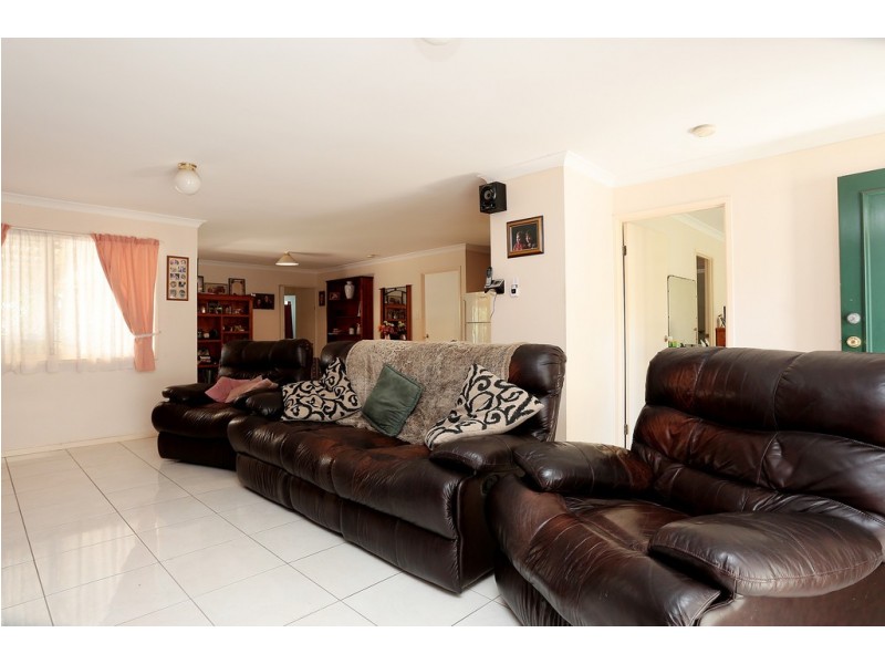 84 Muchow Road, Waterford West QLD 4133