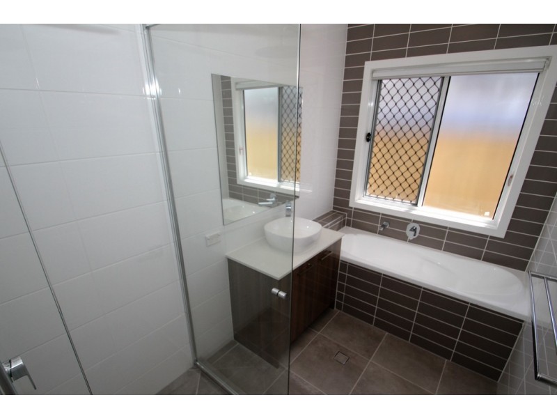 1/8 Waheed street, Marsden QLD 4132