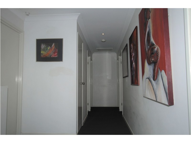 2 Wisdom Way, Crestmead QLD 4132