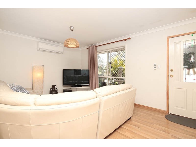 14 Woodrow Place, Marsden QLD 4132