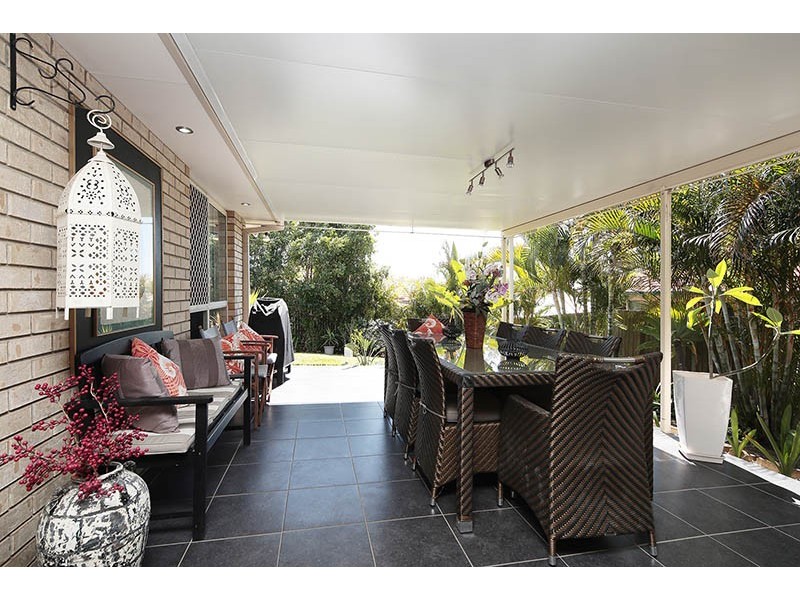 14 Woodrow Place, Marsden QLD 4132