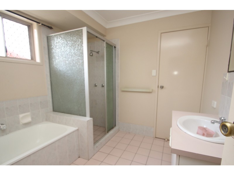 1 Cania Crt, Marsden QLD 4132