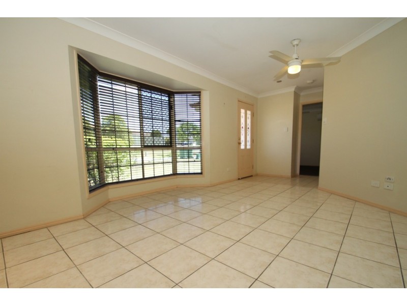 4 Paddies Crescent, Crestmead QLD 4132
