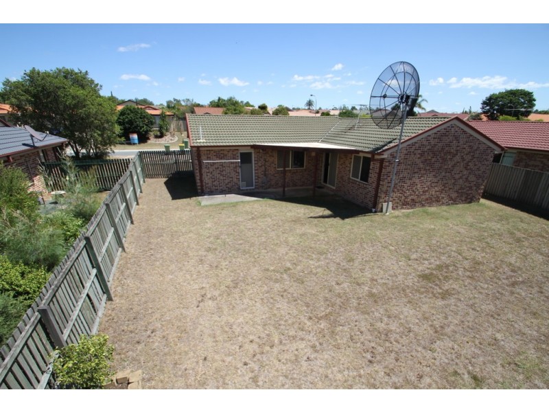 4 Paddies Crescent, Crestmead QLD 4132