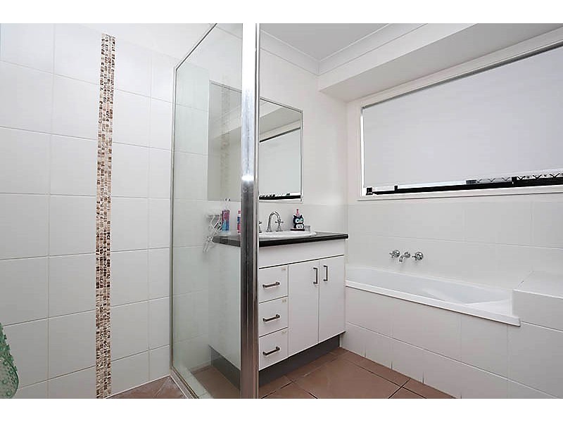 12 Chesan, Crestmead QLD 4132