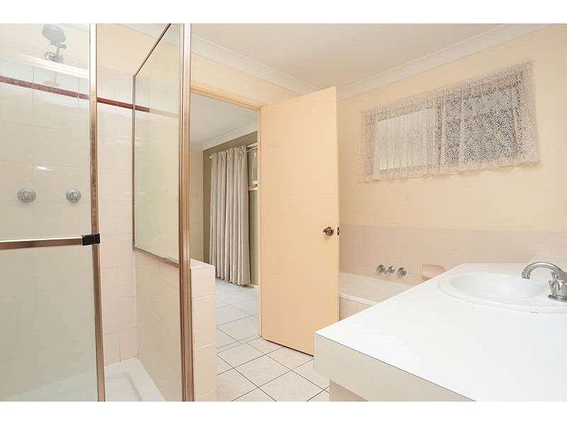 1 Tombildan, Marsden QLD 4132