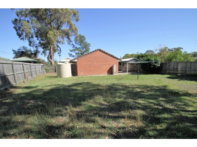 11 Bianca street, Loganlea QLD 4131