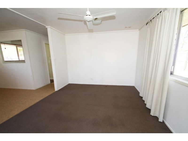 11 Bianca street, Loganlea QLD 4131