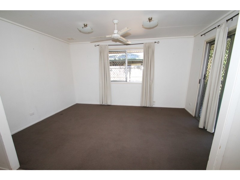 11 Bianca street, Loganlea QLD 4131