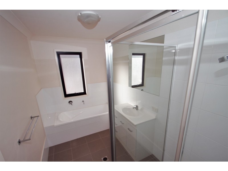 8/700 Kingston Road, Loganlea QLD 4131